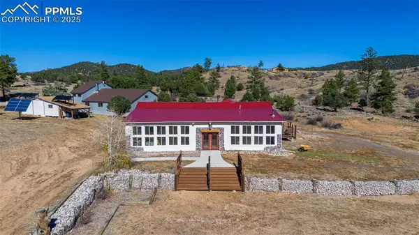 38 Mac Donnell DR, Cotopaxi, CO 81223
