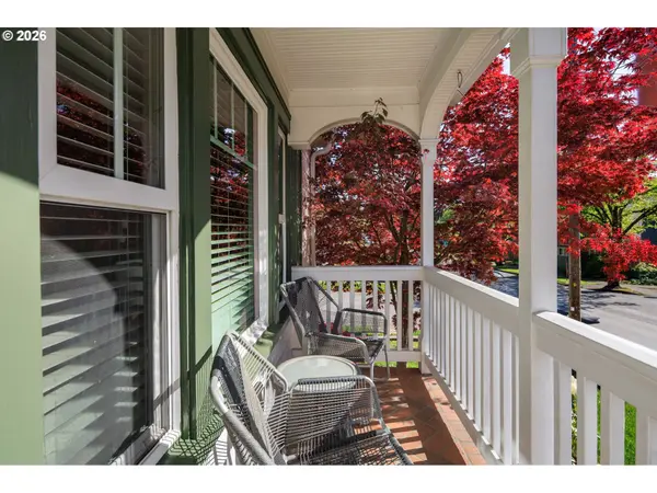 2293 AGATE ST, Eugene, OR 97403