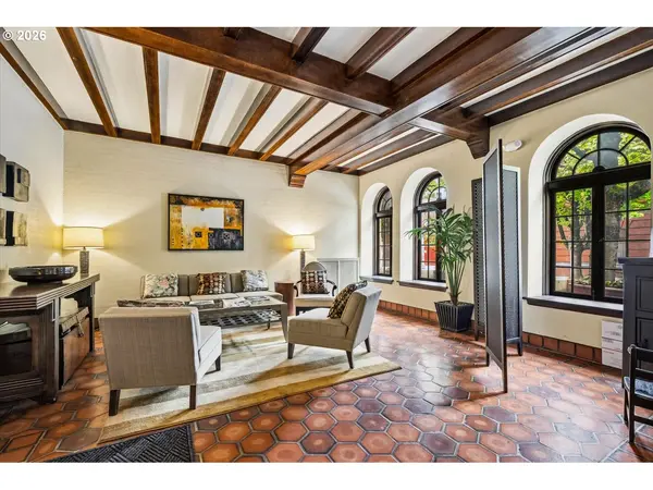 709 SW 16TH AVE #505, Portland, OR 97205