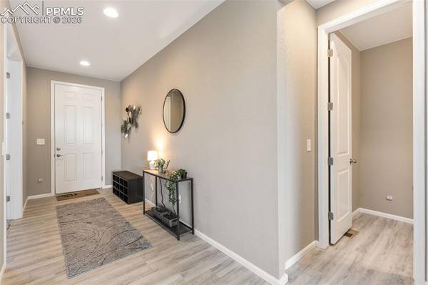 6372 Bodacious CIR, Colorado Springs, CO 80923