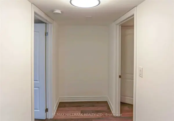 56 Courton DR #Bsmnt 2, Toronto E04, ON M1R 1K8