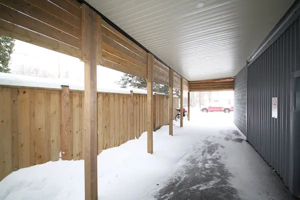 58 Queen ST W #5, Springwater, ON L0L 1P0