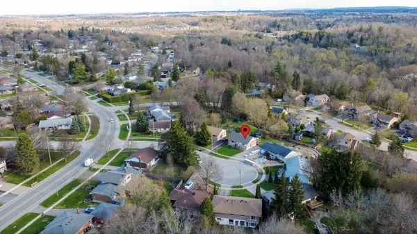 7 Lane CT, Halton Hills, ON L7G 1S4