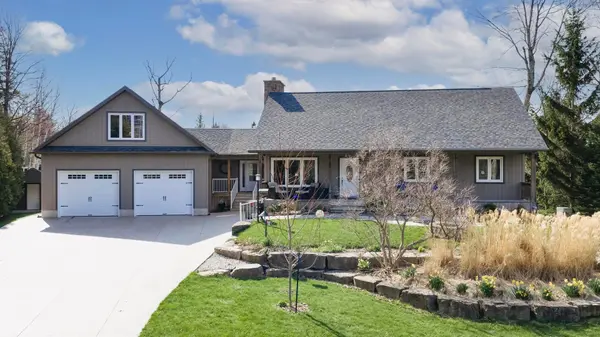 317 Tyendinaga RD, Huron-kinloss, ON N2Z 2X3