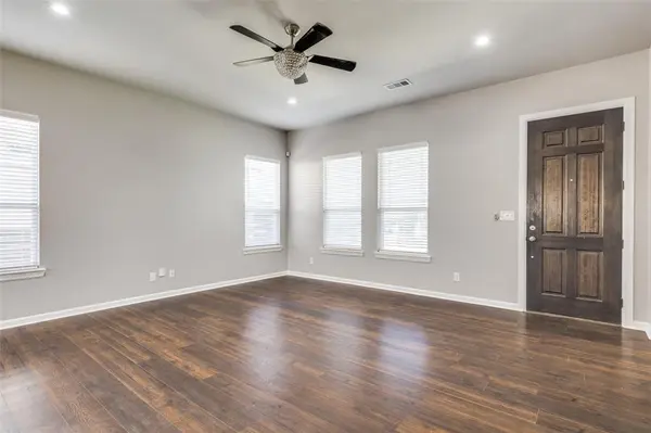 619 Buckalew Street, Dallas, TX 75208