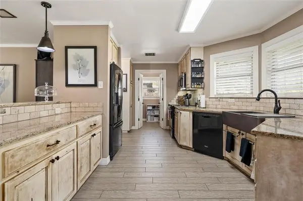 5515 Lake Charles Drive, Waco, TX 76710