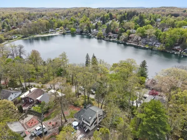 69 Lindys Dr, West Milford Twp., NJ 07480