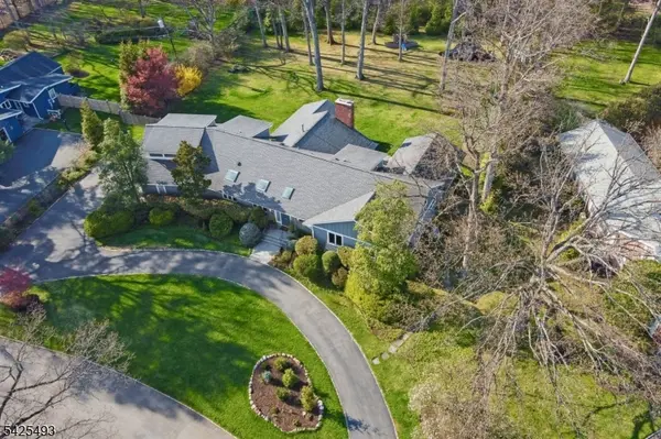 605 Mountain Dr, South Orange Village Twp., NJ 07079