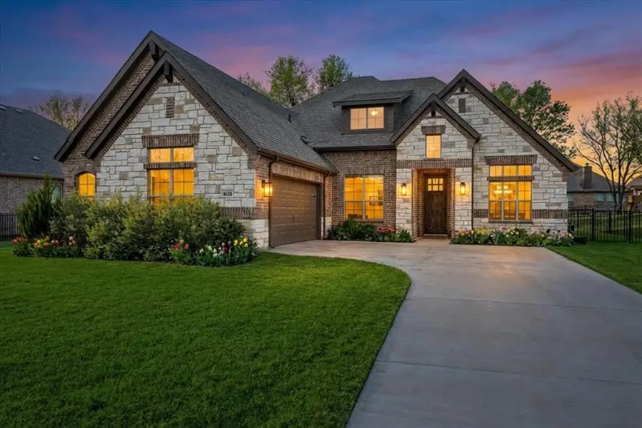 3165 Ferry Boat Lane, Granbury, TX 76049