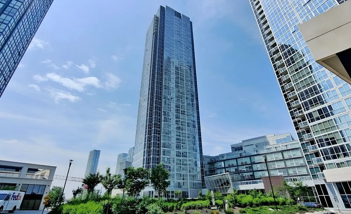 2916 Highway 7 RD #2803, Vaughan, ON L4K 0K6