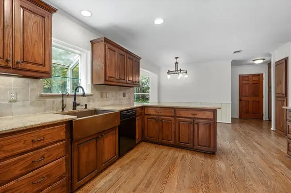 4400 Summercrest Court, Fort Worth, TX 76109