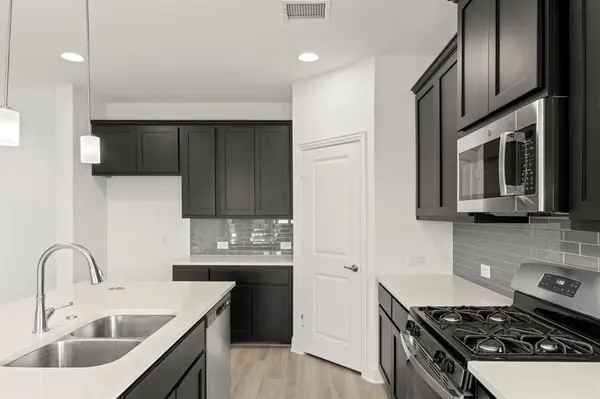 1212 Redcoat Drive, Forney, TX 75126