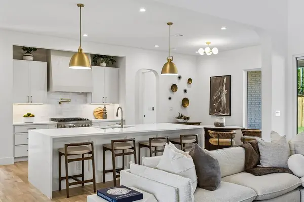 3129 Saint Croix Drive, Dallas, TX 75229