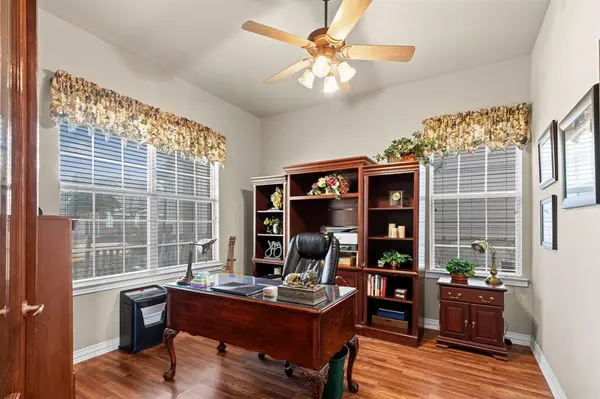 6407 Daisy Drive, Denton, TX 76208