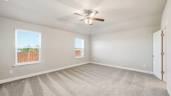 1450 CANTERBURY Trail, Desoto, TX 75115