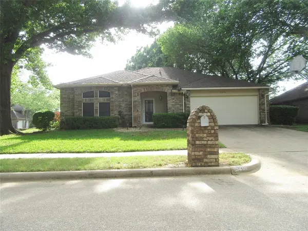 5201 Meadow Chase Lane, Flower Mound, TX 75028