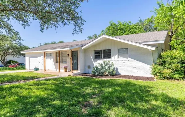 3904 3rd Street, Brownwood, TX 76801