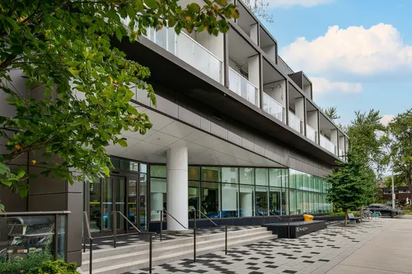 80 Vanauley ST #910, Toronto C01, ON M5T 0C9