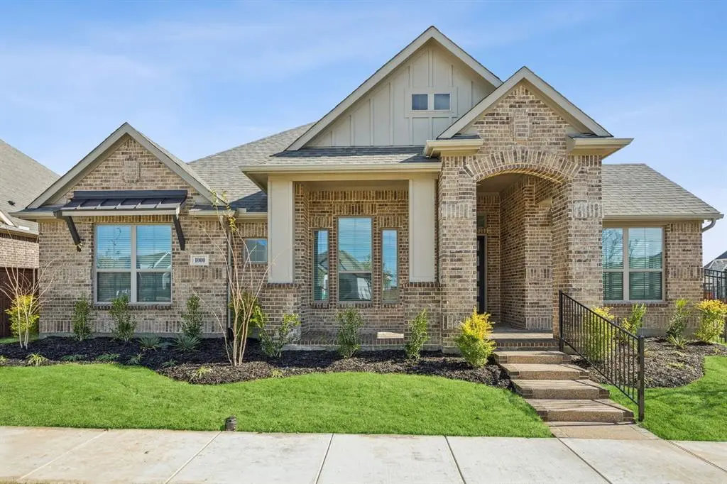 1000 Sunflower Street, Crowley, TX 76036