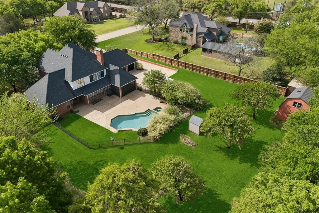 7704 Emerson Lane, Flower Mound, TX 75022