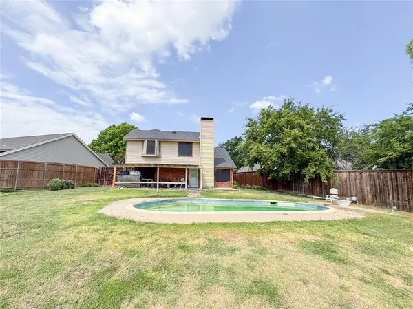 1204 Marcus Court, Flower Mound, TX 75028