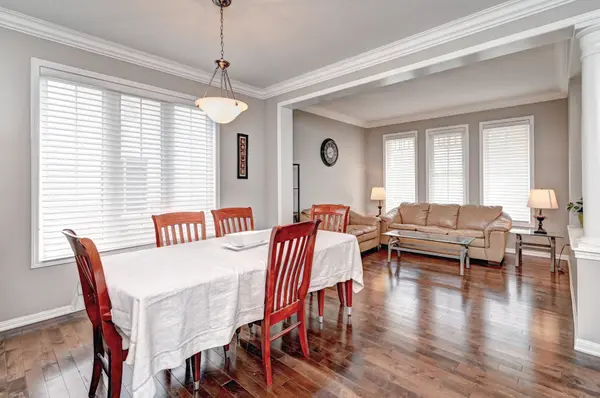 48 OSGOODE ST, Cambridge, ON N3C 0E8