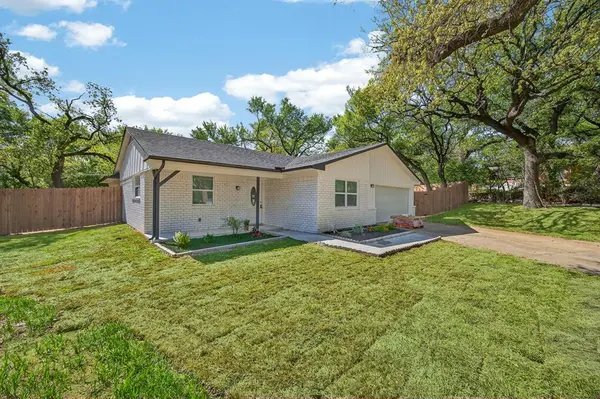 614 Lakeside Drive Drive, Irving, TX 75062
