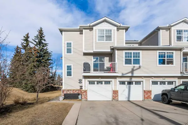 7171 Coach Hill RD #2504, Calgary, AB T3H 3R7