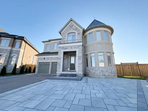 Bsmt 42 Brown CT, Newmarket, ON L3Y 0C7