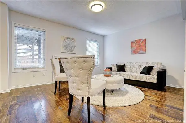 120 Crown Victoria DR, Brampton, ON L7A 3X9