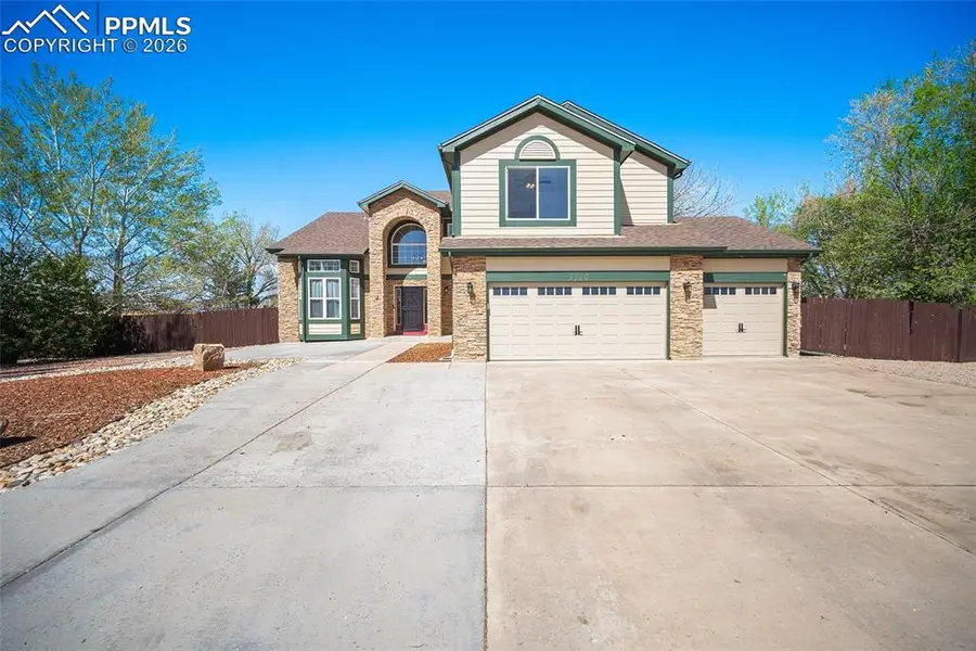 7110 Sand Trap DR, Colorado Springs, CO 80925