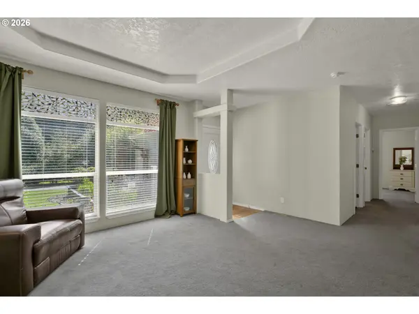 5167 HILLTOP DR, Florence, OR 97439