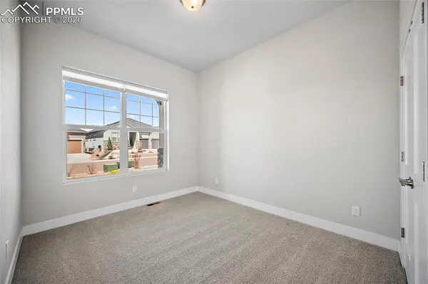 6950 Enclave Vista LOOP, Colorado Springs, CO 80924