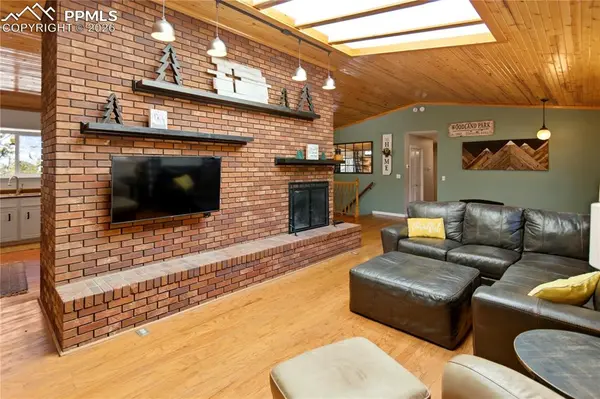 175 Piney Point LN, Woodland Park, CO 80863