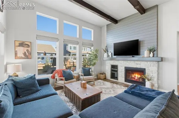 10008 Emerald Lake LN, Colorado Springs, CO 80924