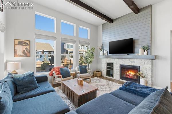 10008 Emerald Lake LN, Colorado Springs, CO 80924