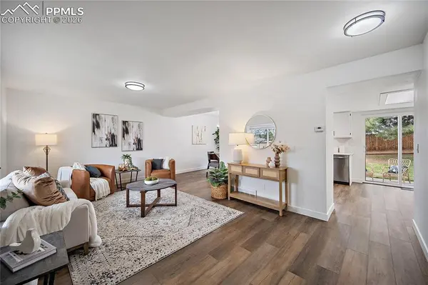 7160 Alpenwood WAY, Colorado Springs, CO 80918