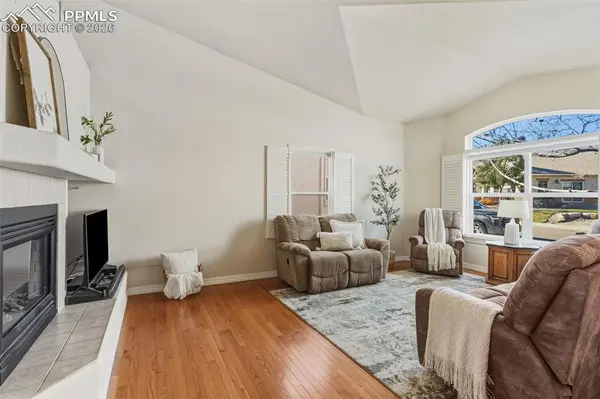 1644 Pinon Glen CIR, Colorado Springs, CO 80919