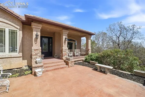 6085 Hardwick DR, Colorado Springs, CO 80906