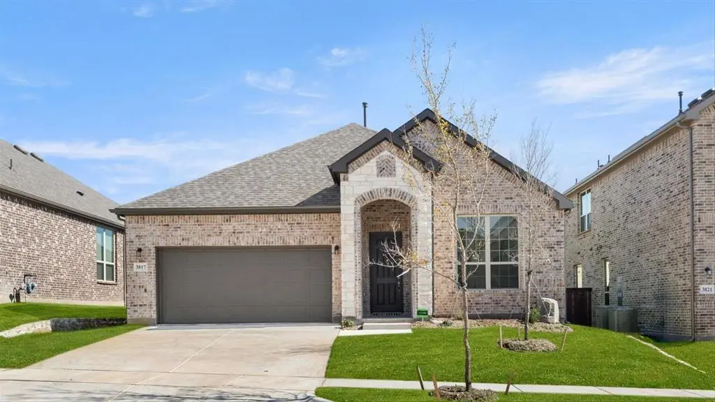 8808 Haste Lane, Aubrey, TX 76227