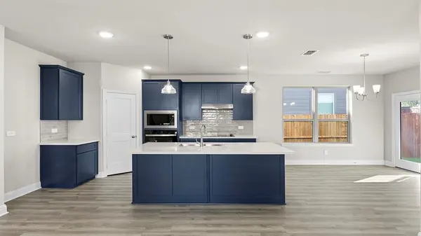 1624 Edgeway, Aubrey, TX 76227