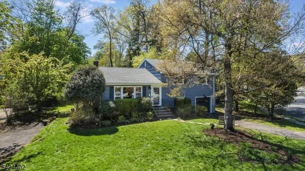 30 Bellaire Dr, Montclair Twp., NJ 07042