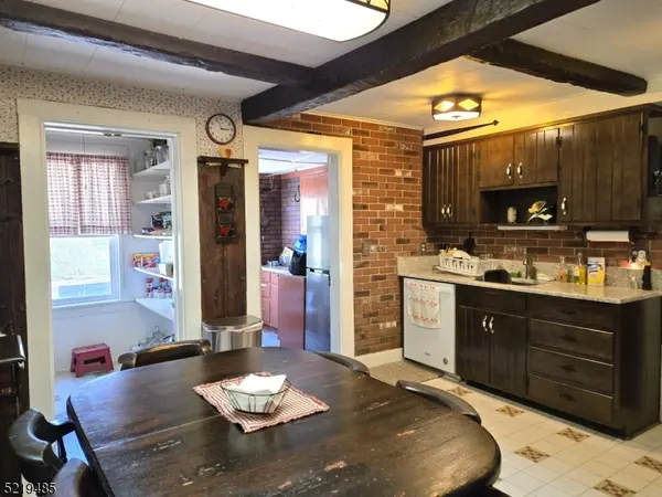 38 North Rd, Chester Boro, NJ 07930