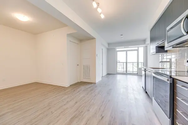 385 Winston RD #1103, Grimsby, ON L3M 0J3