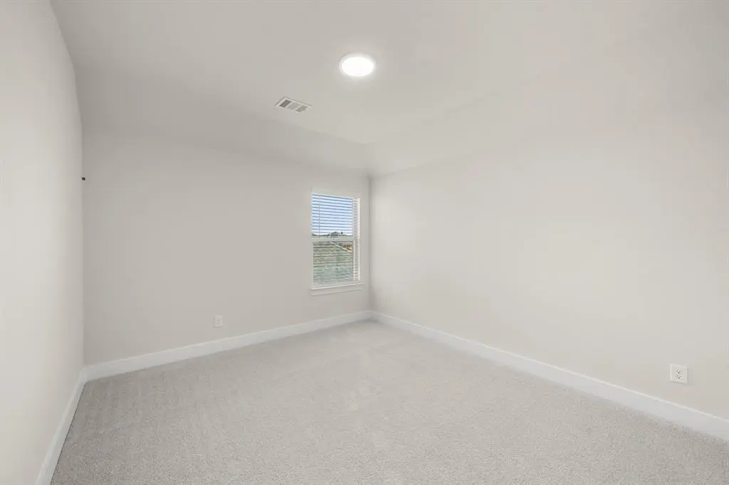 490 Red Maple Road, Waxahachie, TX 75165