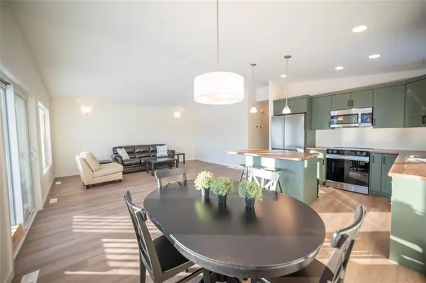 16 Everwood CRES, Matlock, MB R0C 2B0