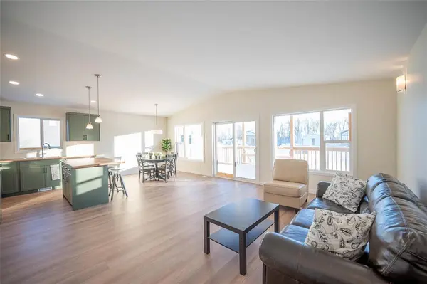 16 Everwood CRES, Matlock, MB R0C 2B0