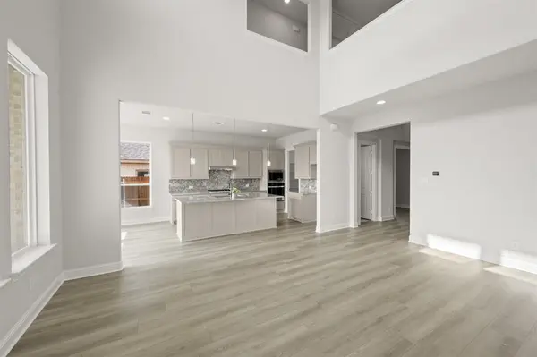 2609 Steve Street, Burleson, TX 76028