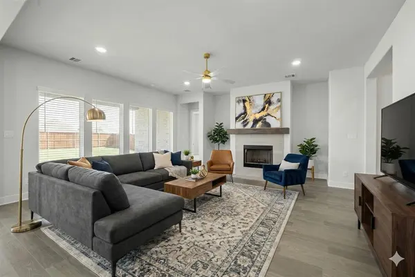 5221 Rowlan Row, Midlothian, TX 76065