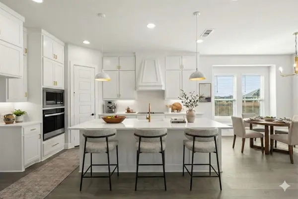 5221 Rowlan Row, Midlothian, TX 76065